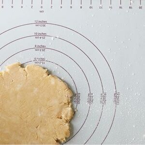 Pampered Chef Pastry Mat #1718 NWT